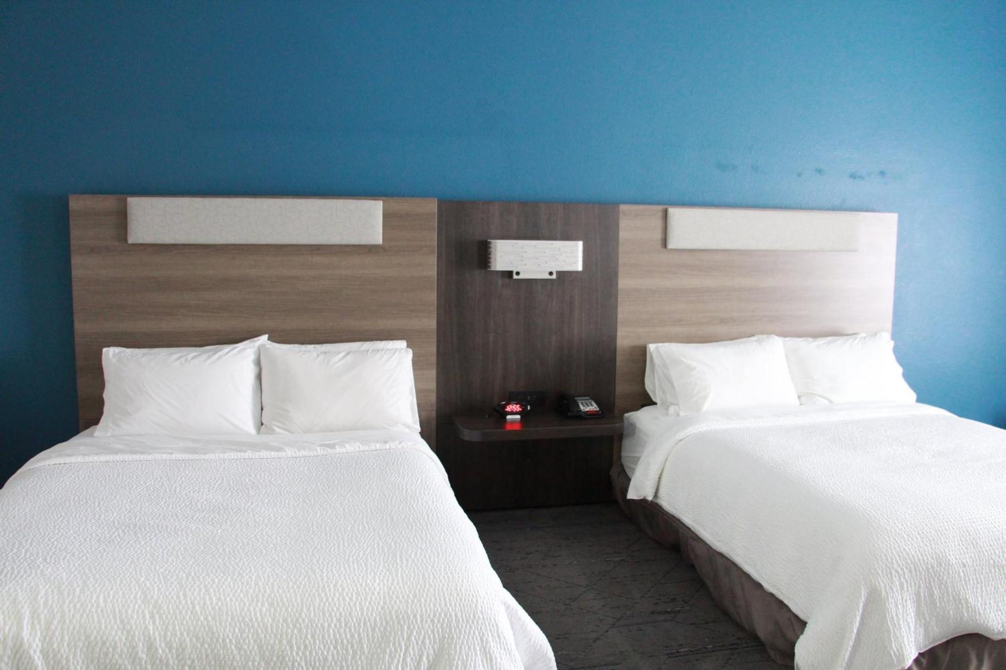 Holiday Inn Express & Suites Wytheville By Ihg Exteriör bild