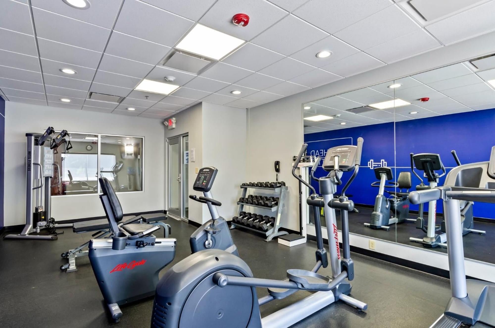 Holiday Inn Express & Suites Wytheville By Ihg Exteriör bild
