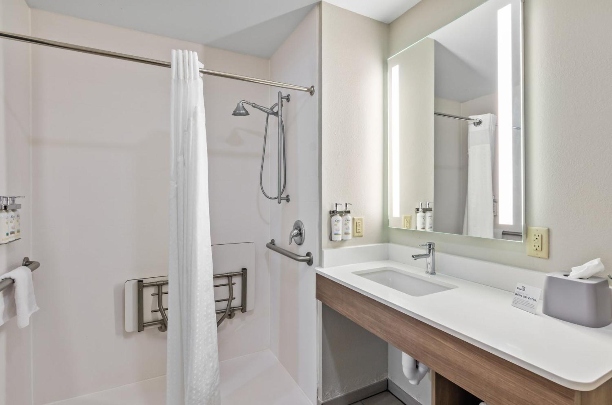 Holiday Inn Express & Suites Wytheville By Ihg Exteriör bild