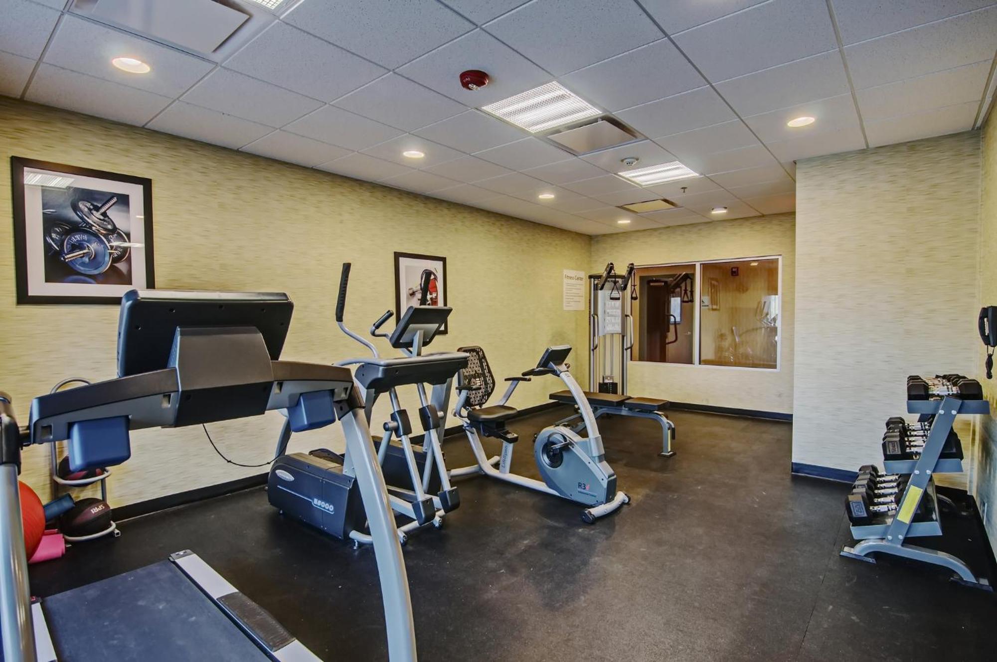 Holiday Inn Express & Suites Wytheville By Ihg Exteriör bild